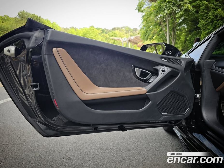 Lamborghini Huracan фото 11
