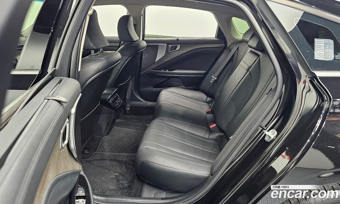Kia K8 фото 11