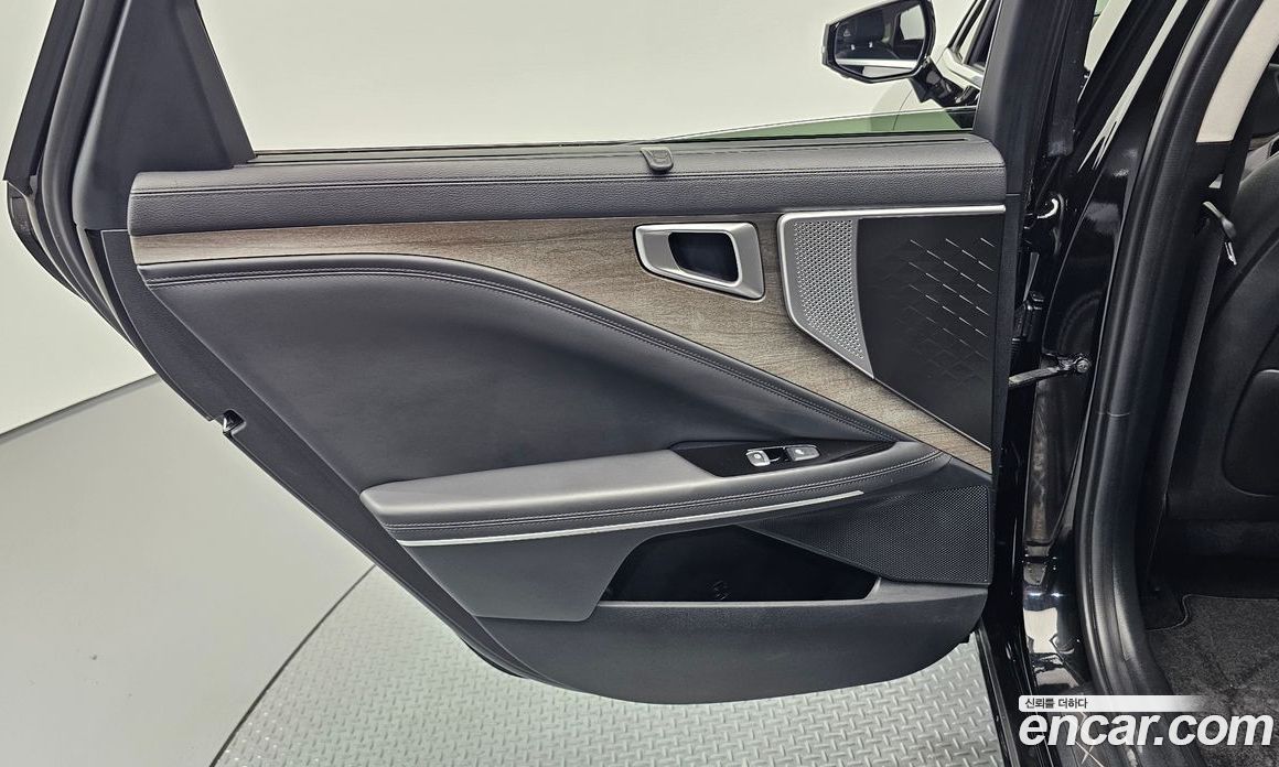 Kia K8 фото 25