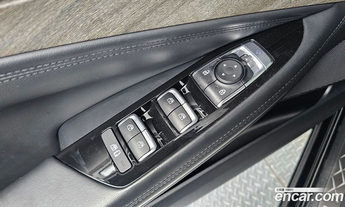 Kia K8 фото 29