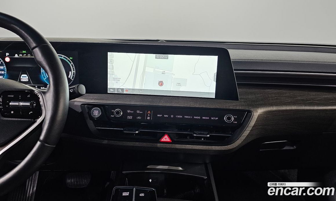 Kia K8 Hybrid фото 16