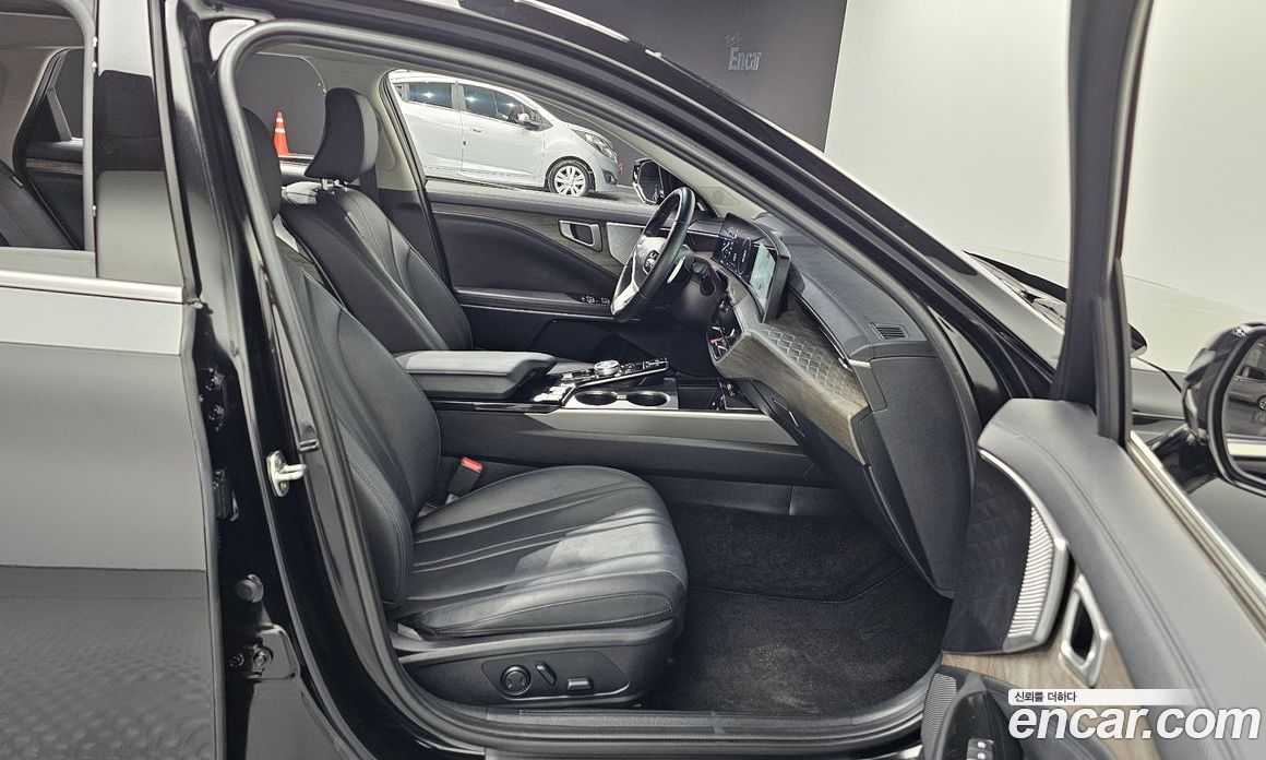 Kia K8 Hybrid фото 26