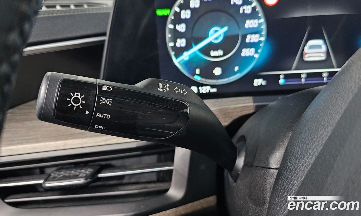 Kia K8 Hybrid фото 27