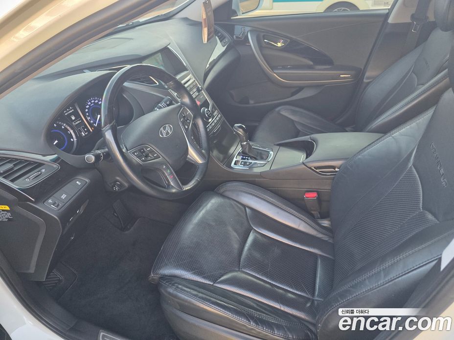 Hyundai Grandeur (HG) фото 10