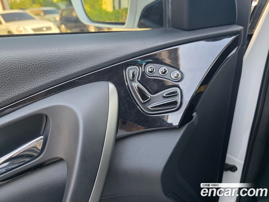Hyundai Grandeur (HG) фото 15