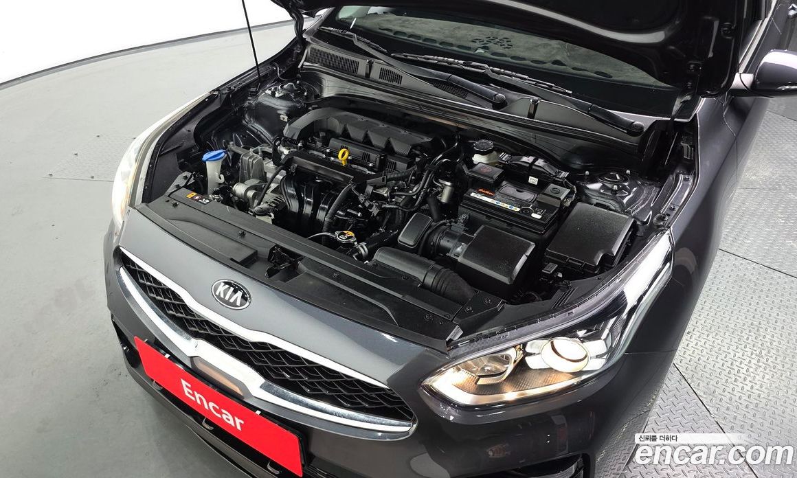 Kia K3 2nd Gen фото 6