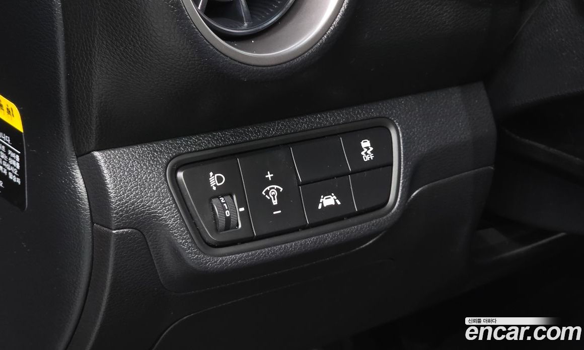 Kia K3 2nd Gen фото 19