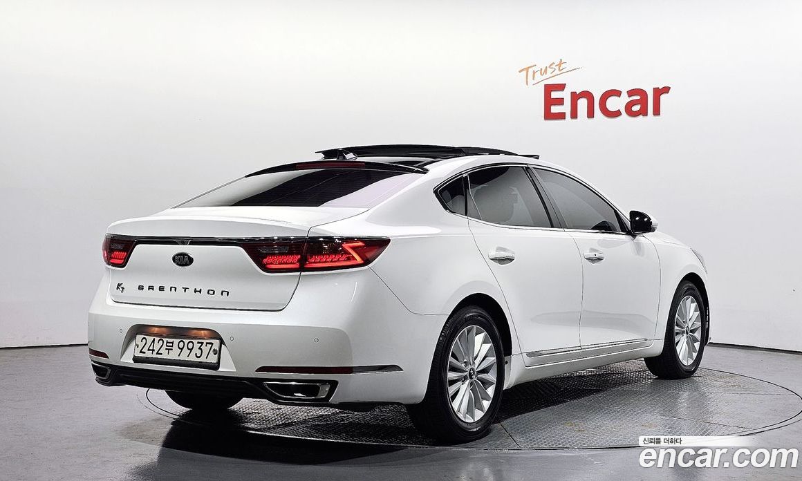 Kia K7 2nd Gen фото 2