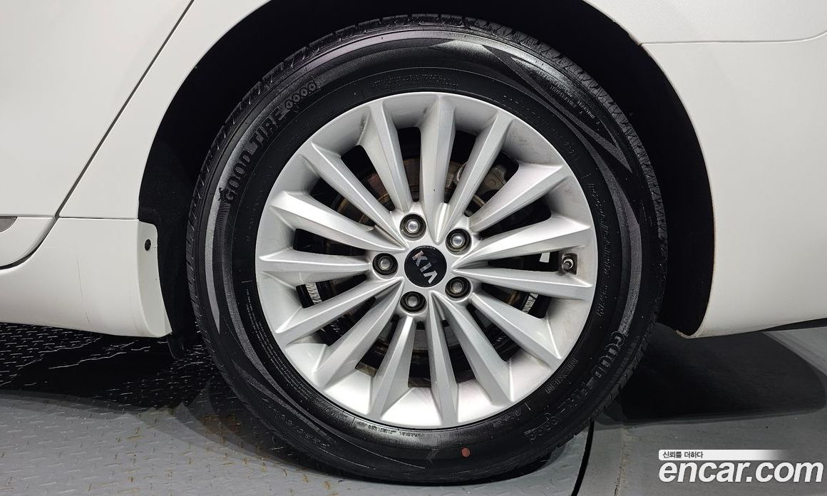 Kia K7 2nd Gen фото 21