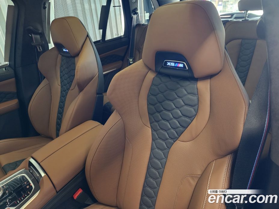 BMW X5M (G05) фото 7