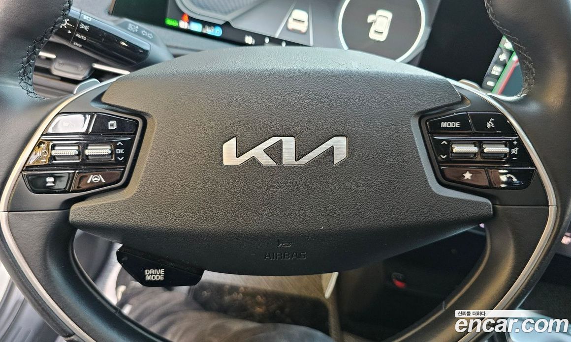 Kia EV6 фото 15