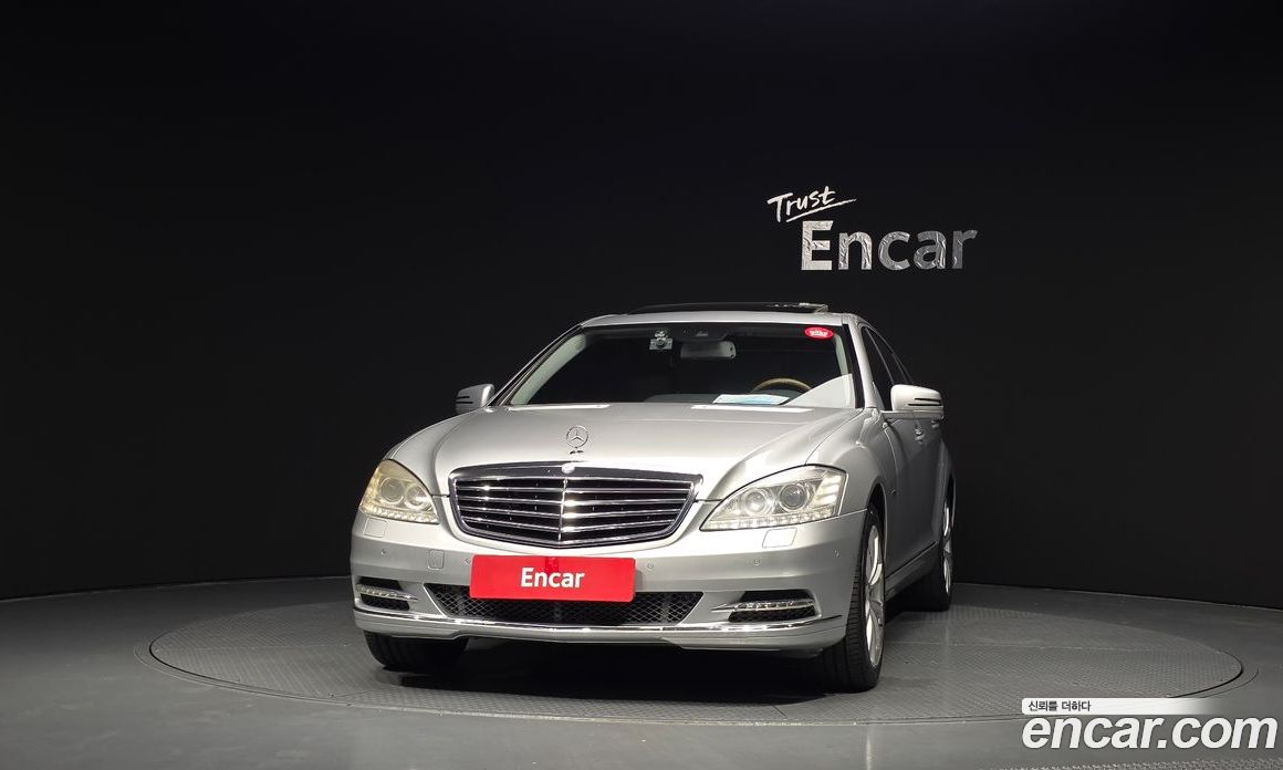 Mercedes-Benz S-Class W221 фото 3
