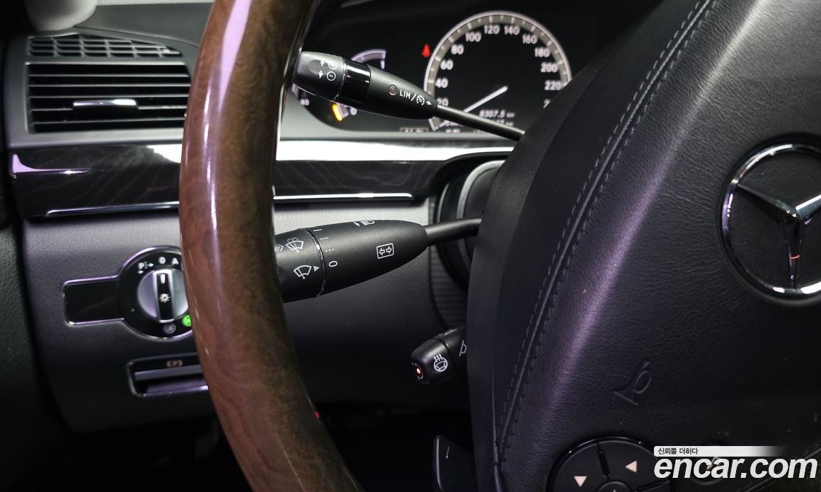 Mercedes-Benz S-Class W221 фото 17