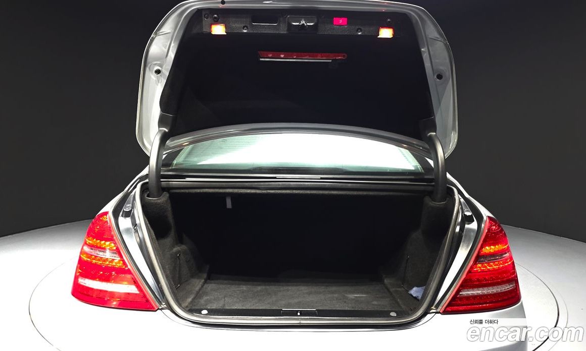 Mercedes-Benz S-Class W221 фото 19