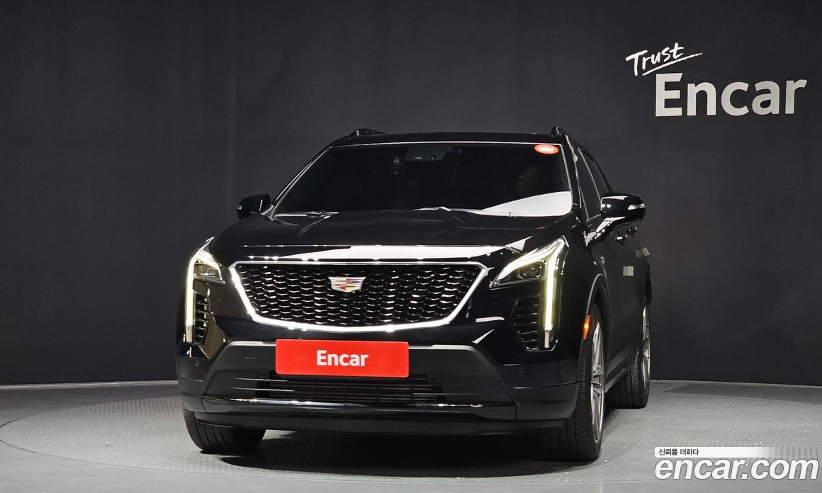 Cadillac XT4 фото 3