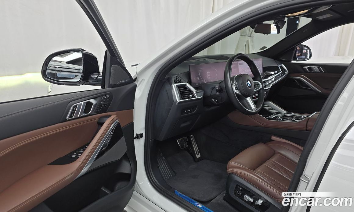 BMW X6 (G06) фото 10
