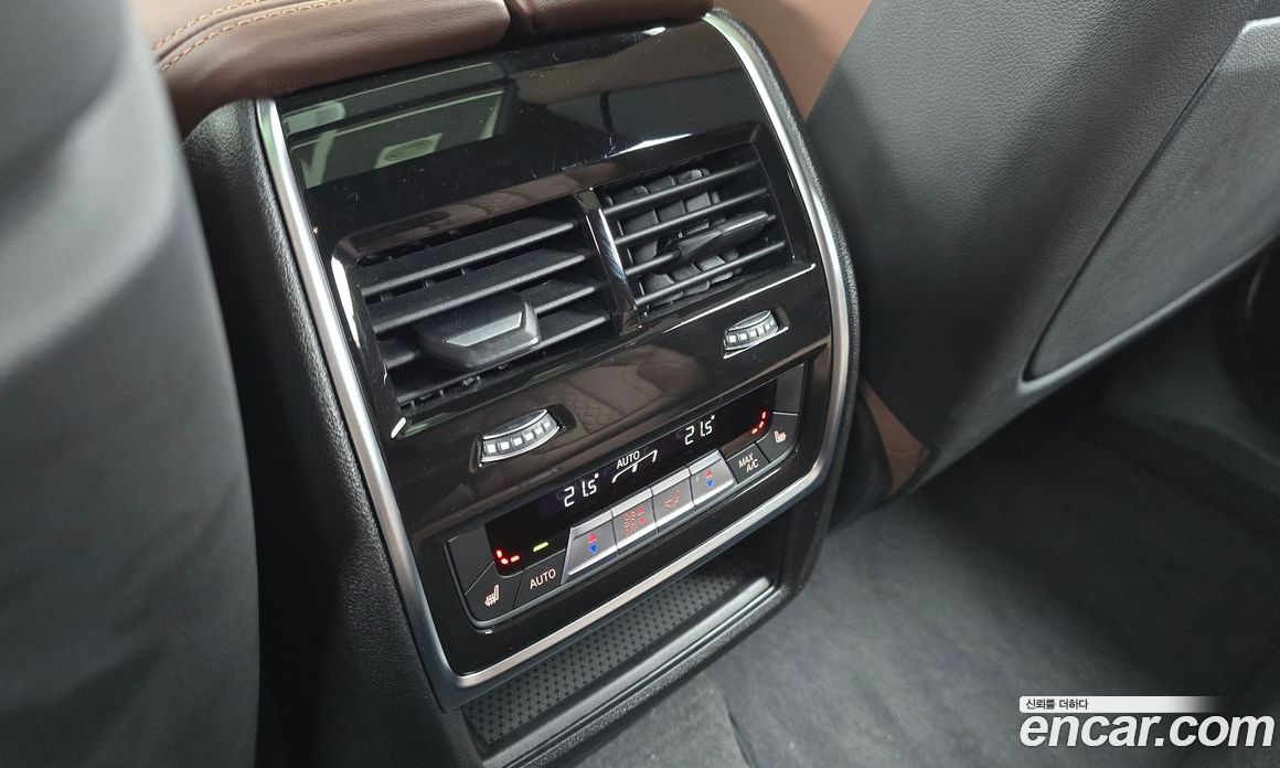 BMW X6 (G06) фото 18