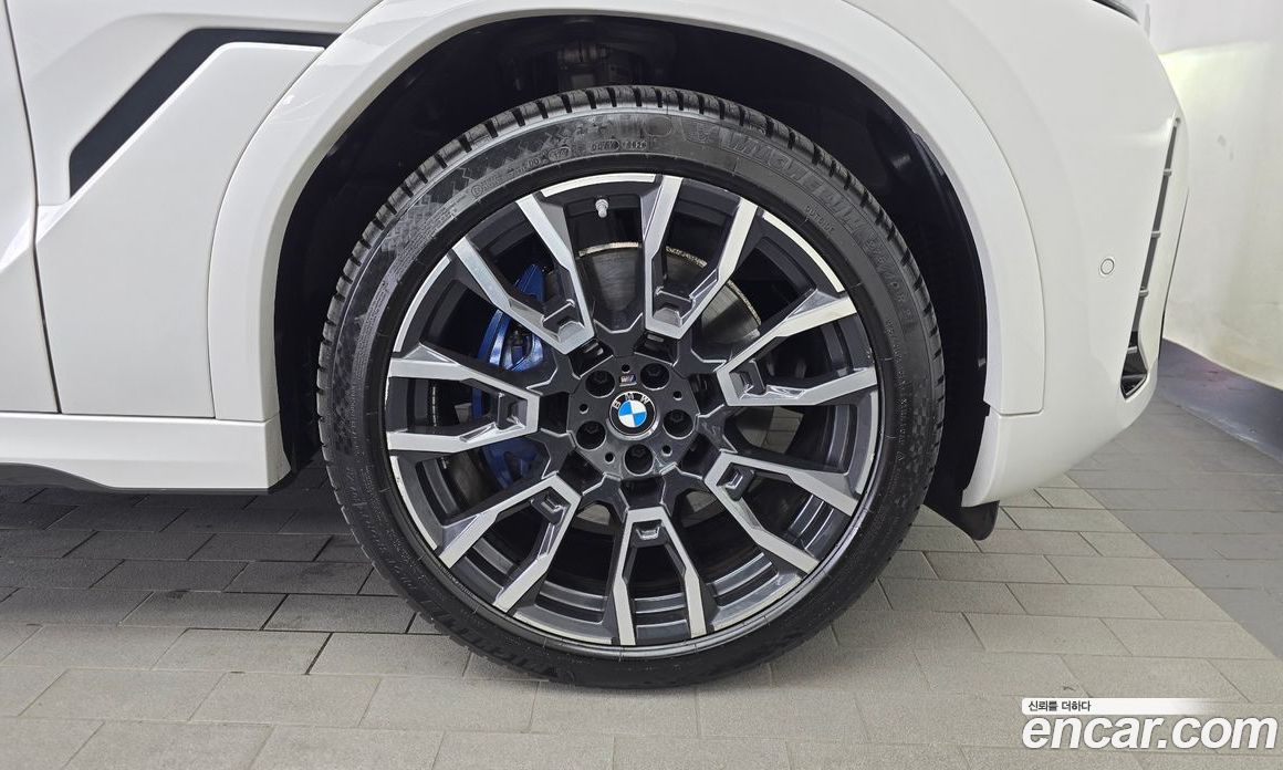 BMW X6 (G06) фото 21