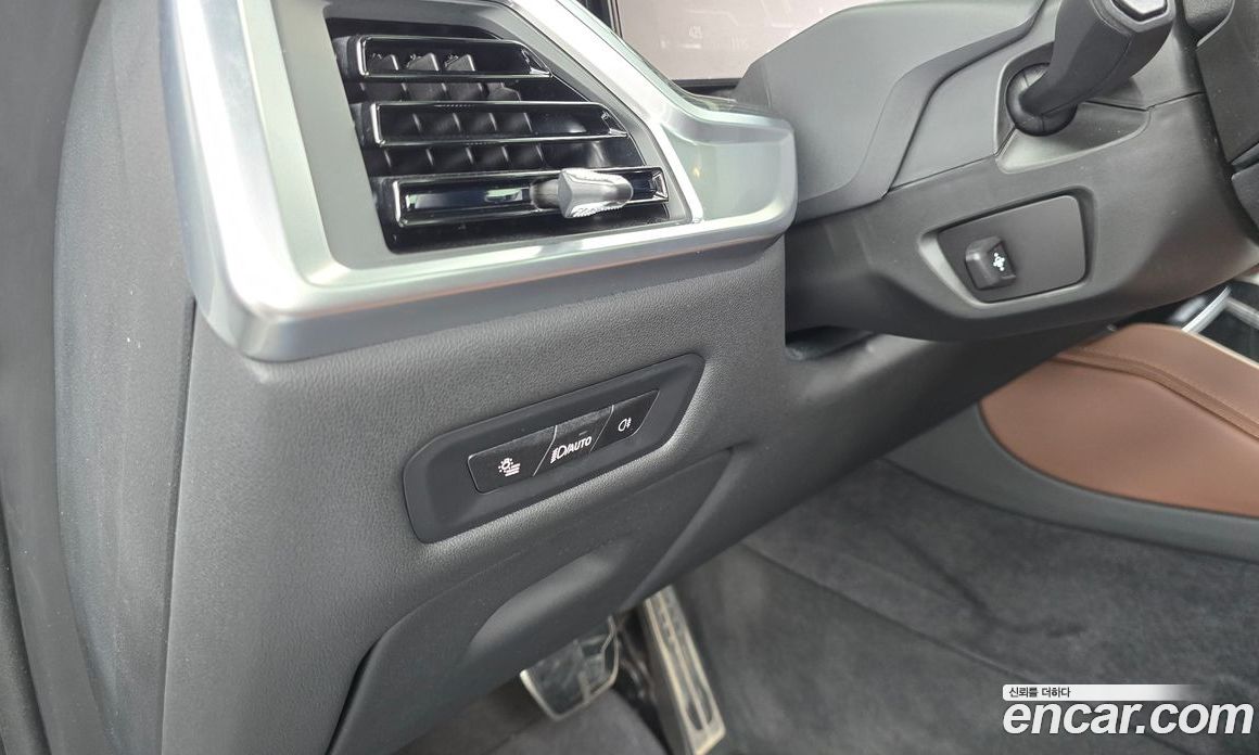 BMW X6 (G06) фото 27