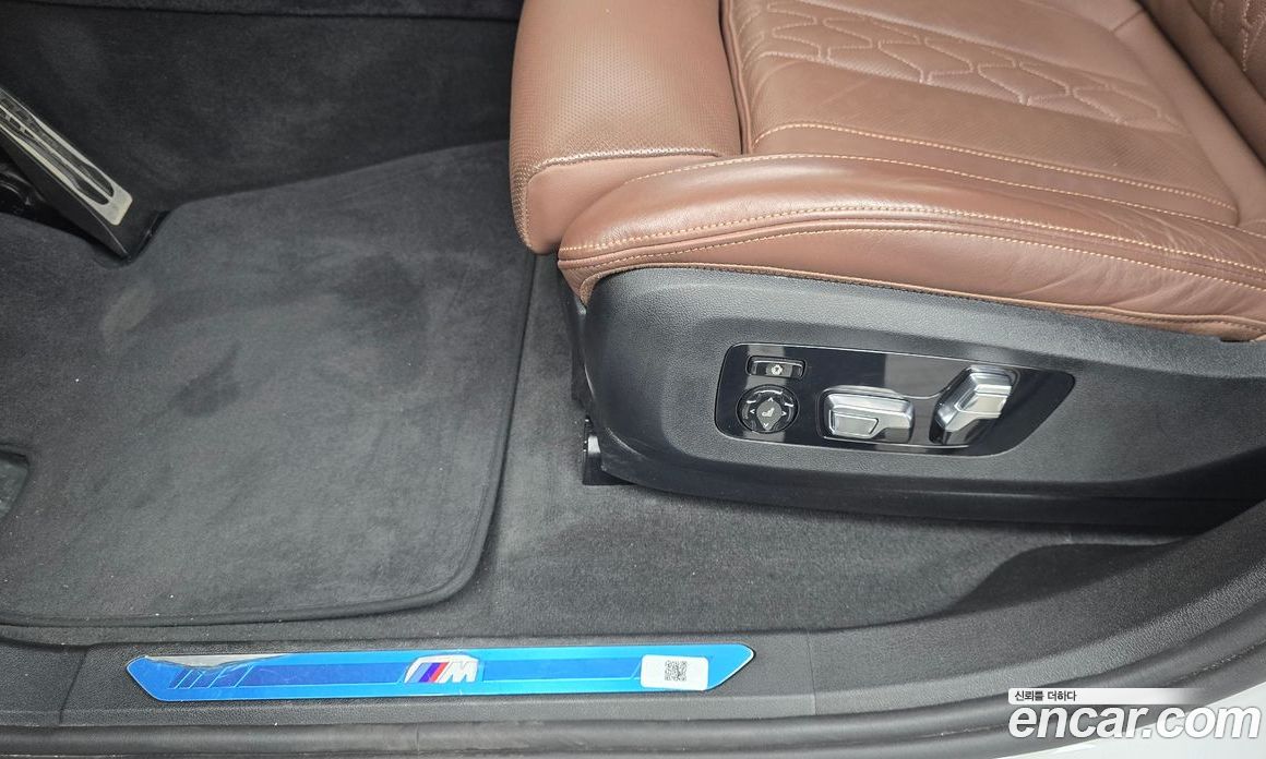 BMW X6 (G06) фото 33