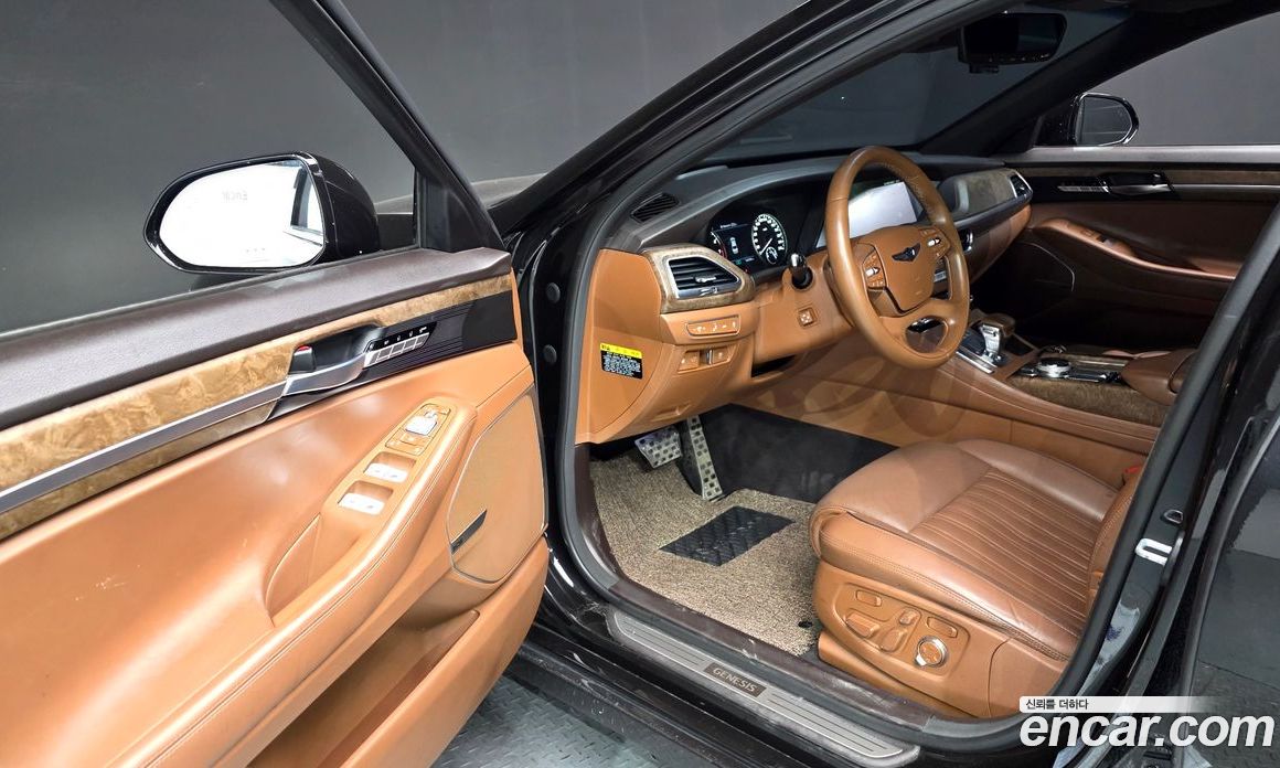 Genesis G90 фото 10
