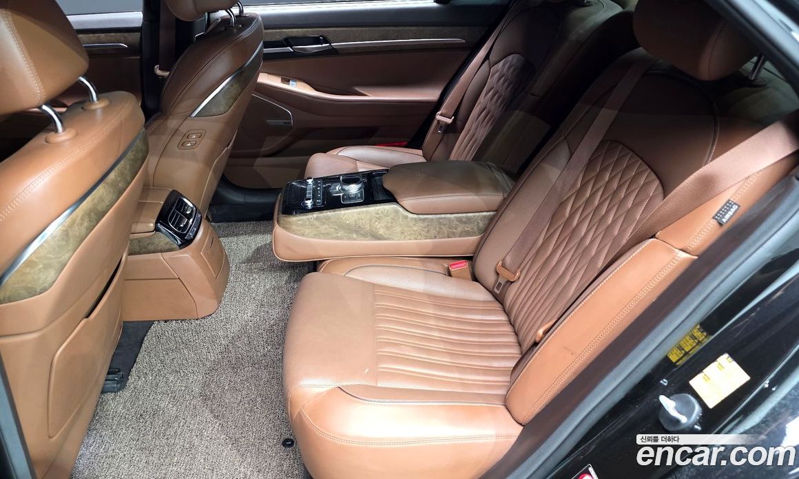 Genesis G90 фото 12