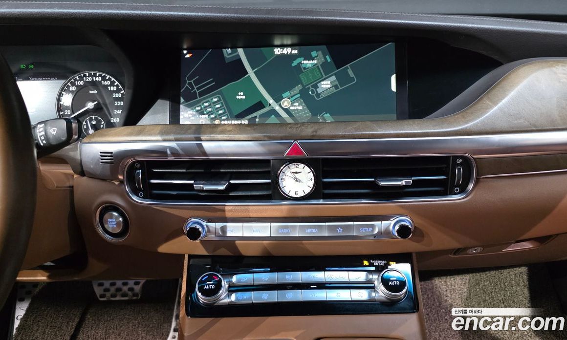Genesis G90 фото 13