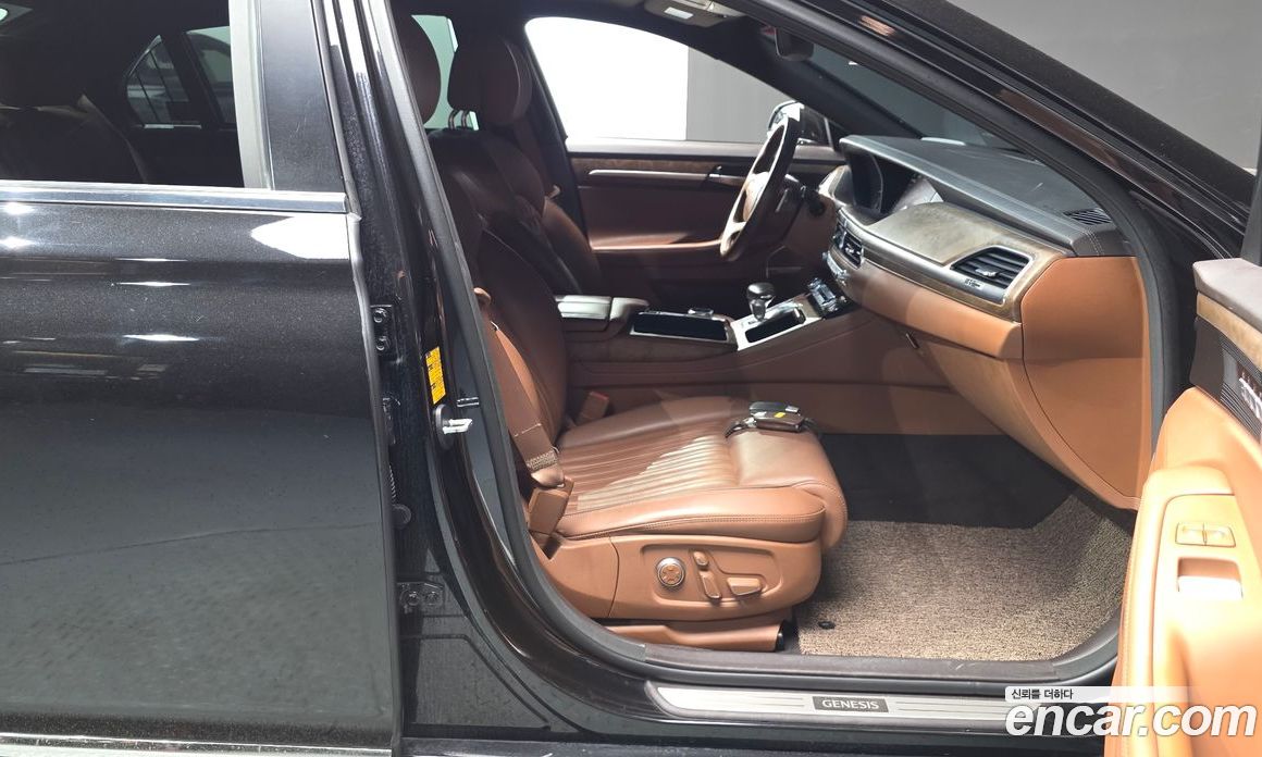 Genesis G90 фото 26