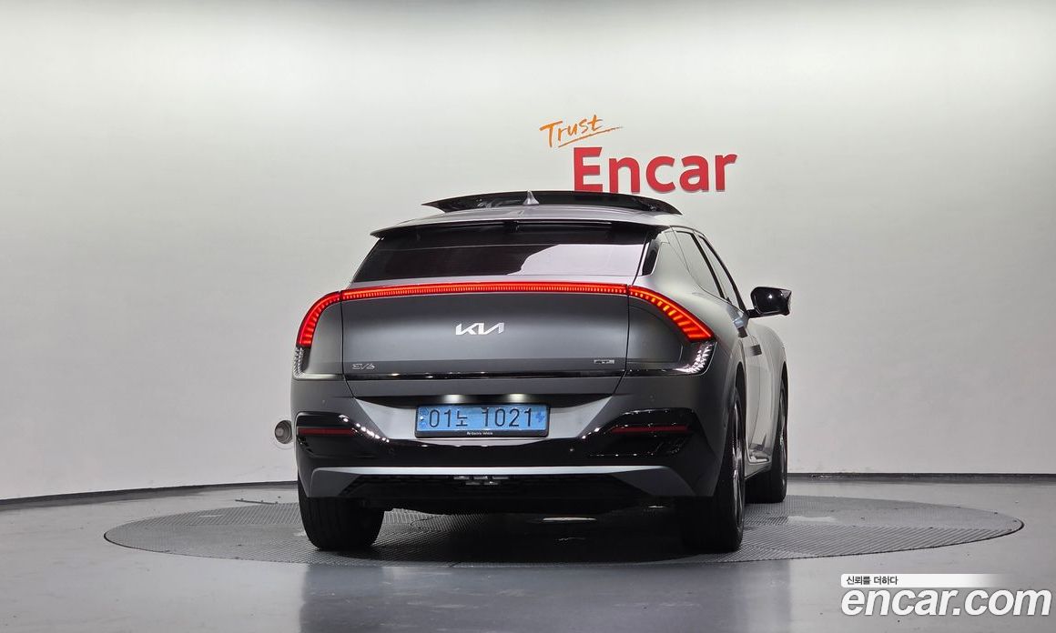 Kia EV6 фото 4