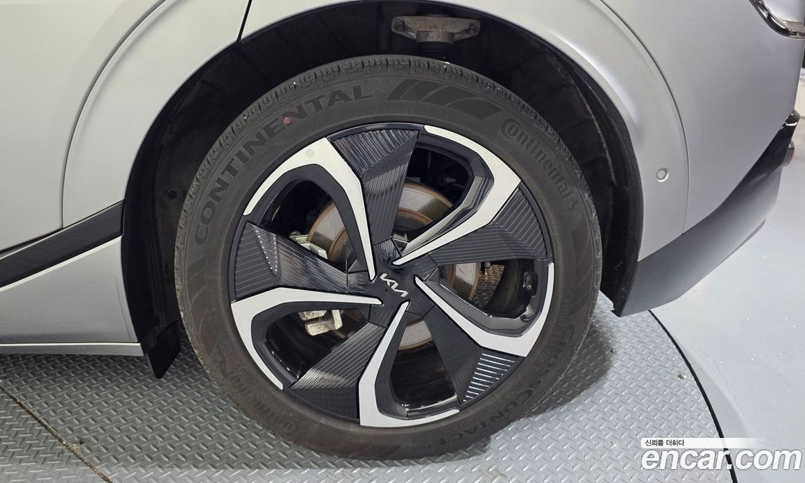 Kia EV6 фото 21