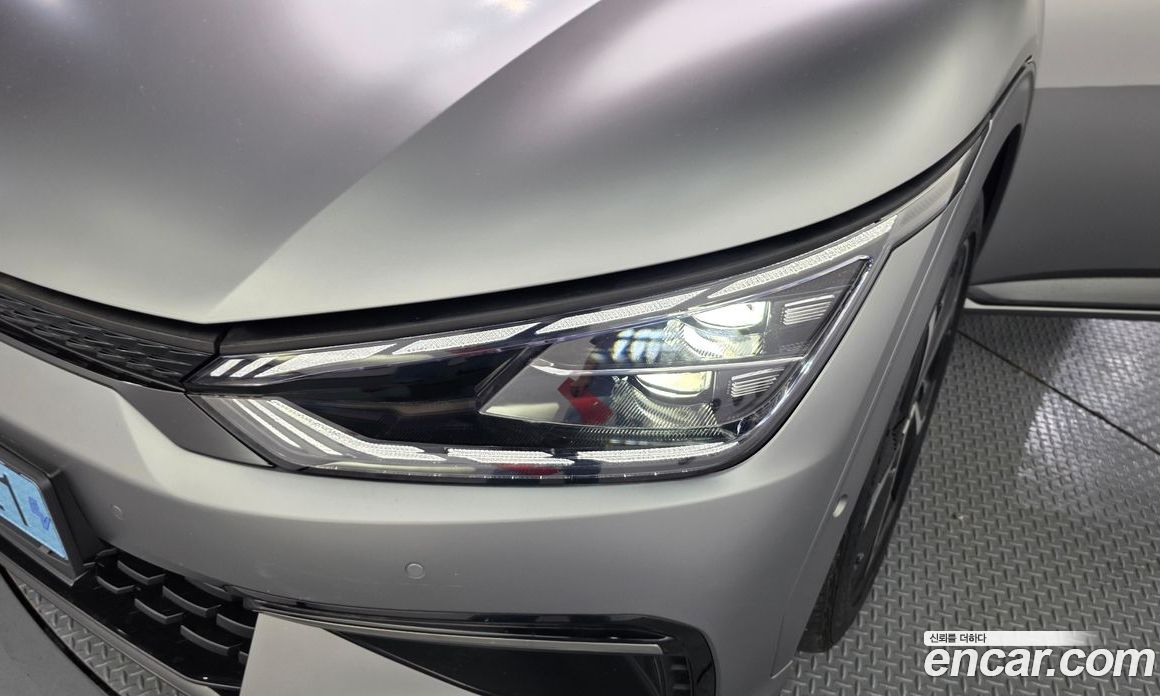 Kia EV6 фото 22