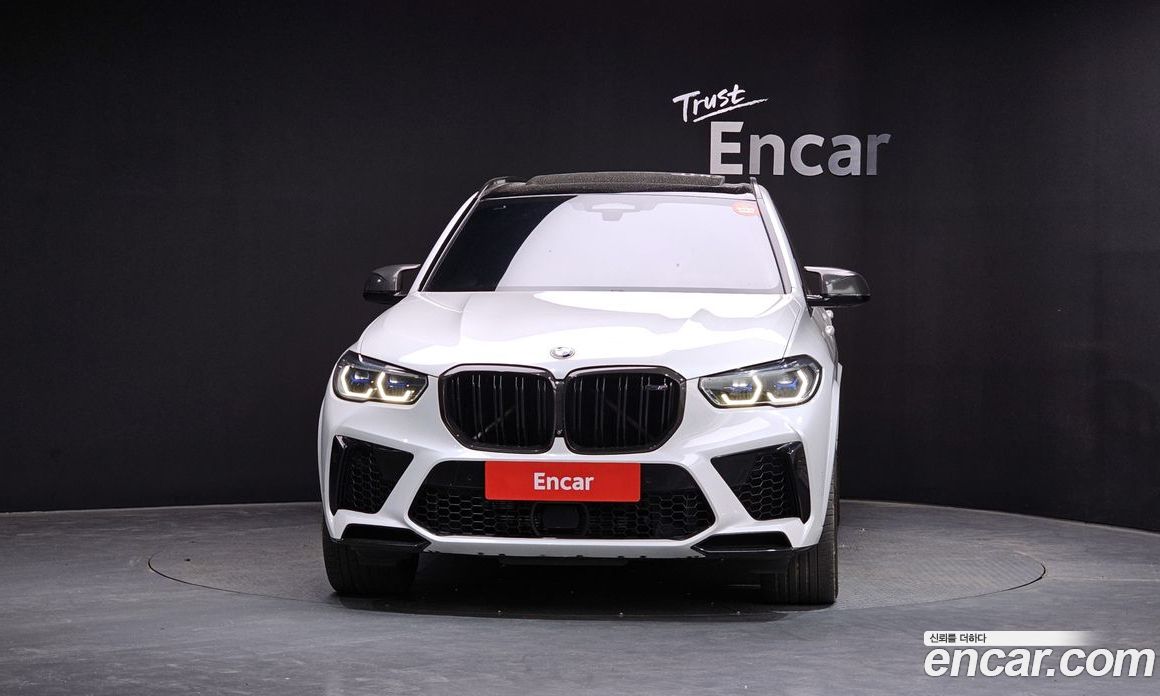 BMW X5M (G05) фото 3