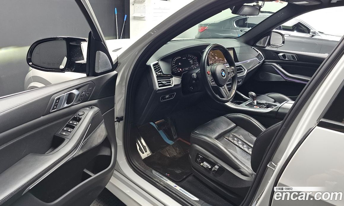 BMW X5M (G05) фото 10