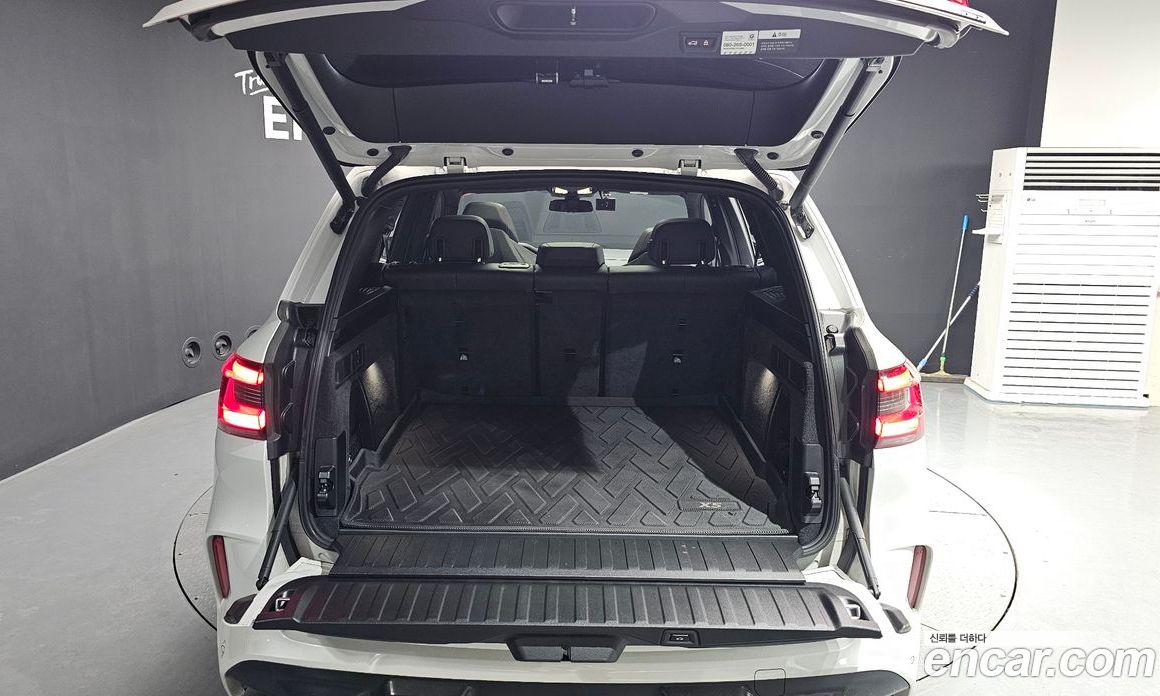 BMW X5M (G05) фото 20