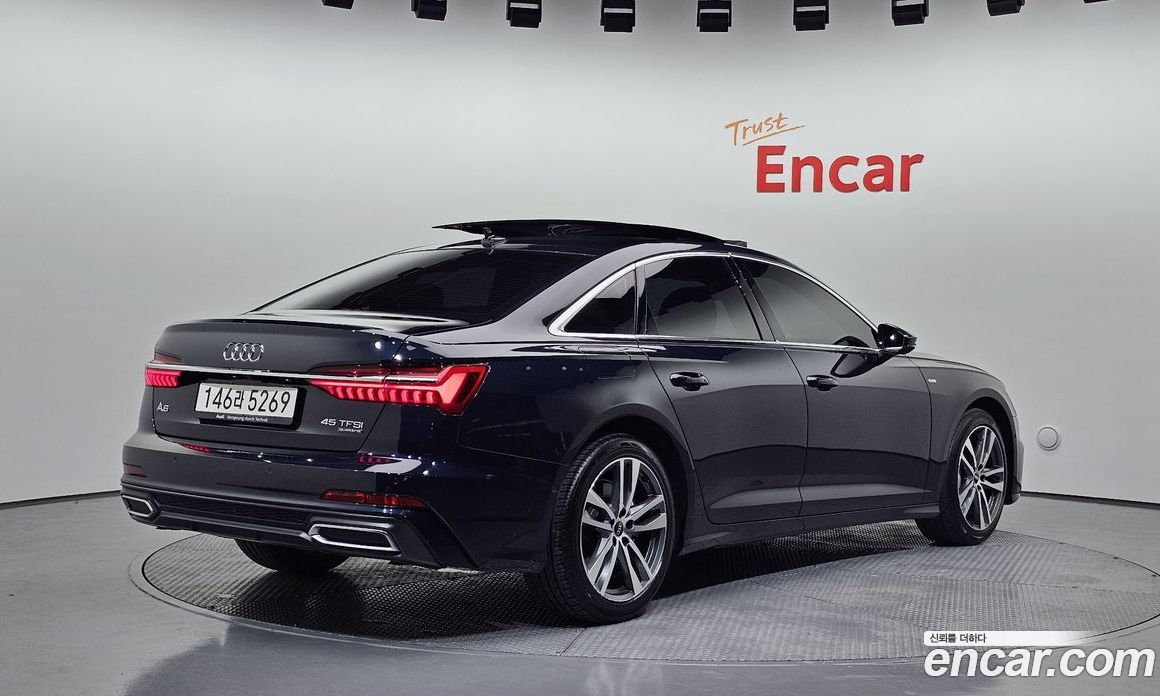 Audi A6 (C8) фото 2