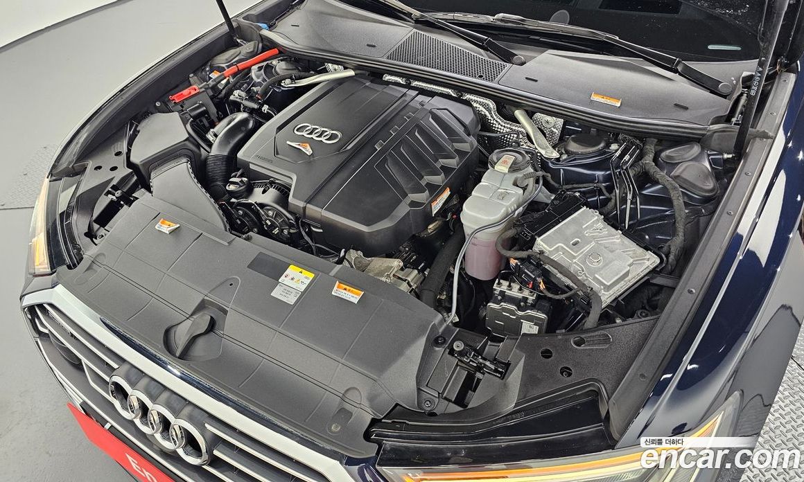 Audi A6 (C8) фото 6