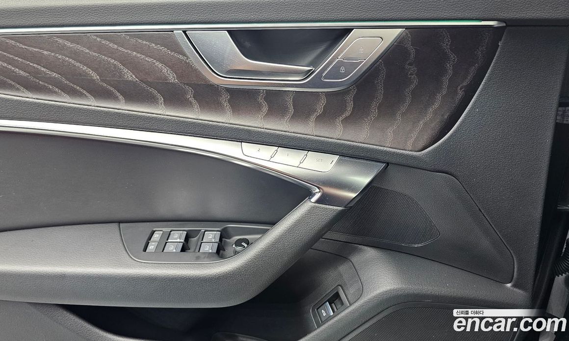 Audi A6 (C8) фото 17