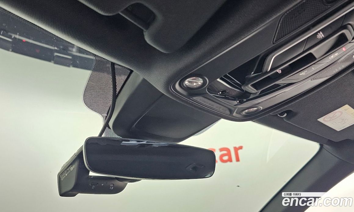 Audi A6 (C8) фото 19