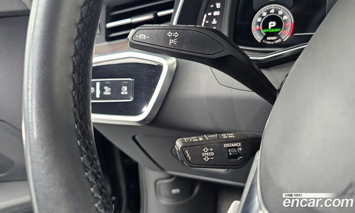 Audi A6 (C8) фото 20