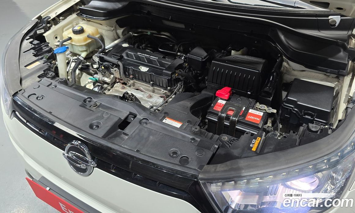 SsangYong (KG Mobility) Tivoli фото 6