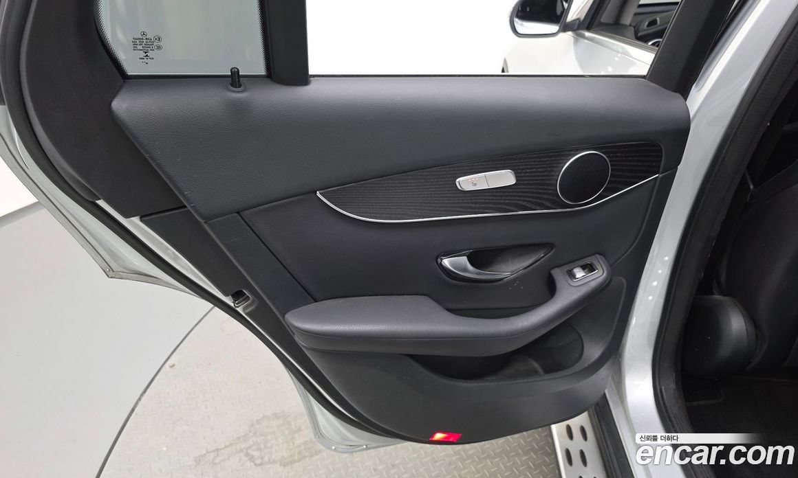 Mercedes-Benz GLC-Class X253 фото 25
