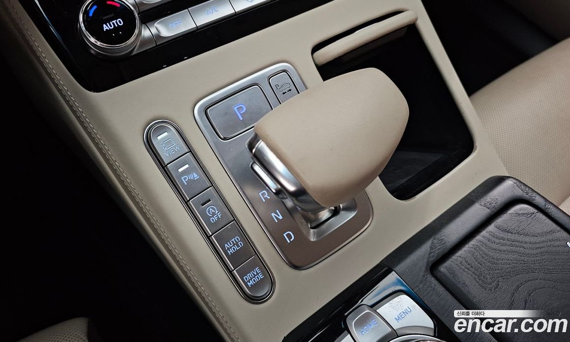 Genesis G90 фото 9