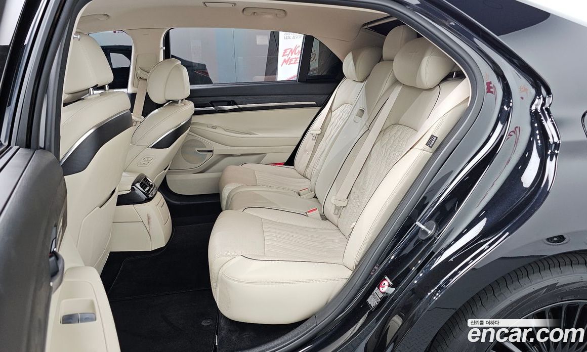 Genesis G90 фото 12