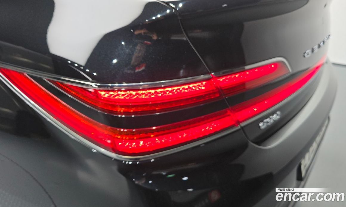 Genesis G90 фото 23