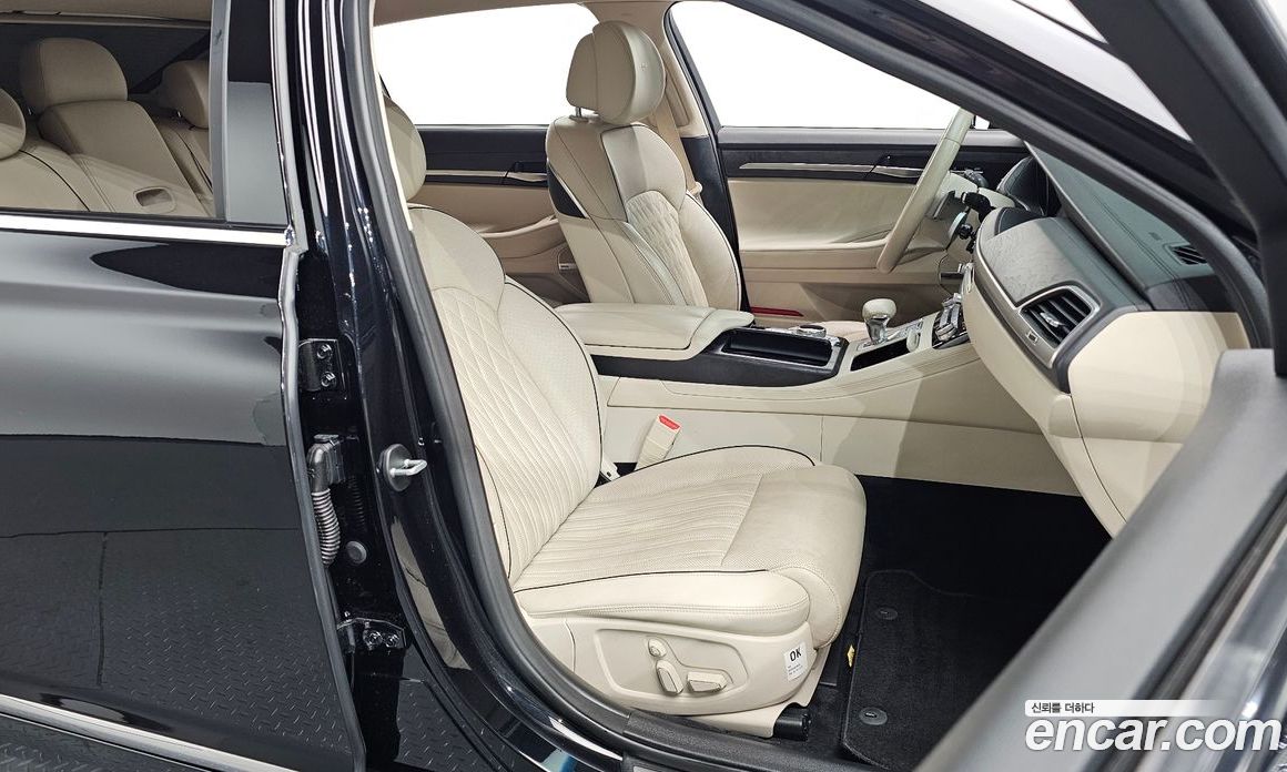 Genesis G90 фото 26