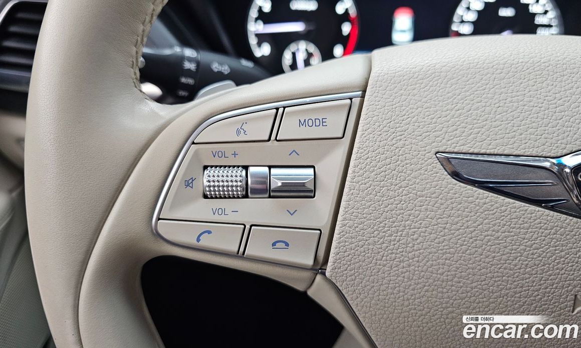 Genesis G90 фото 27