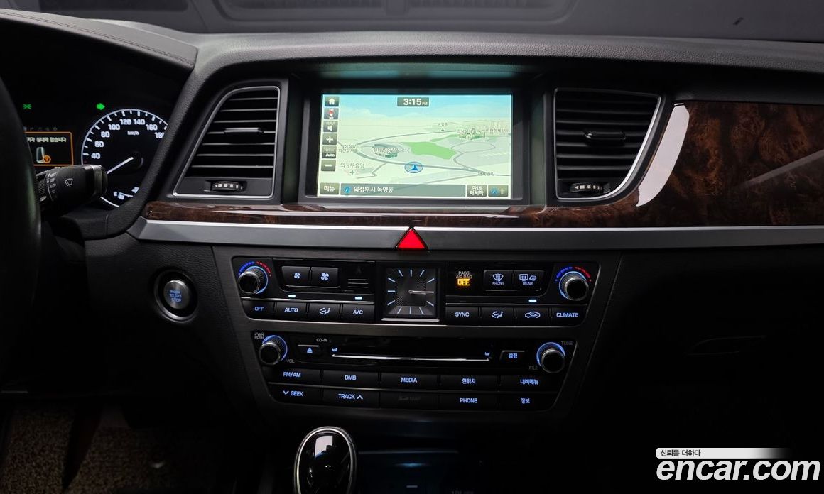 Hyundai Genesis (DH) фото 14