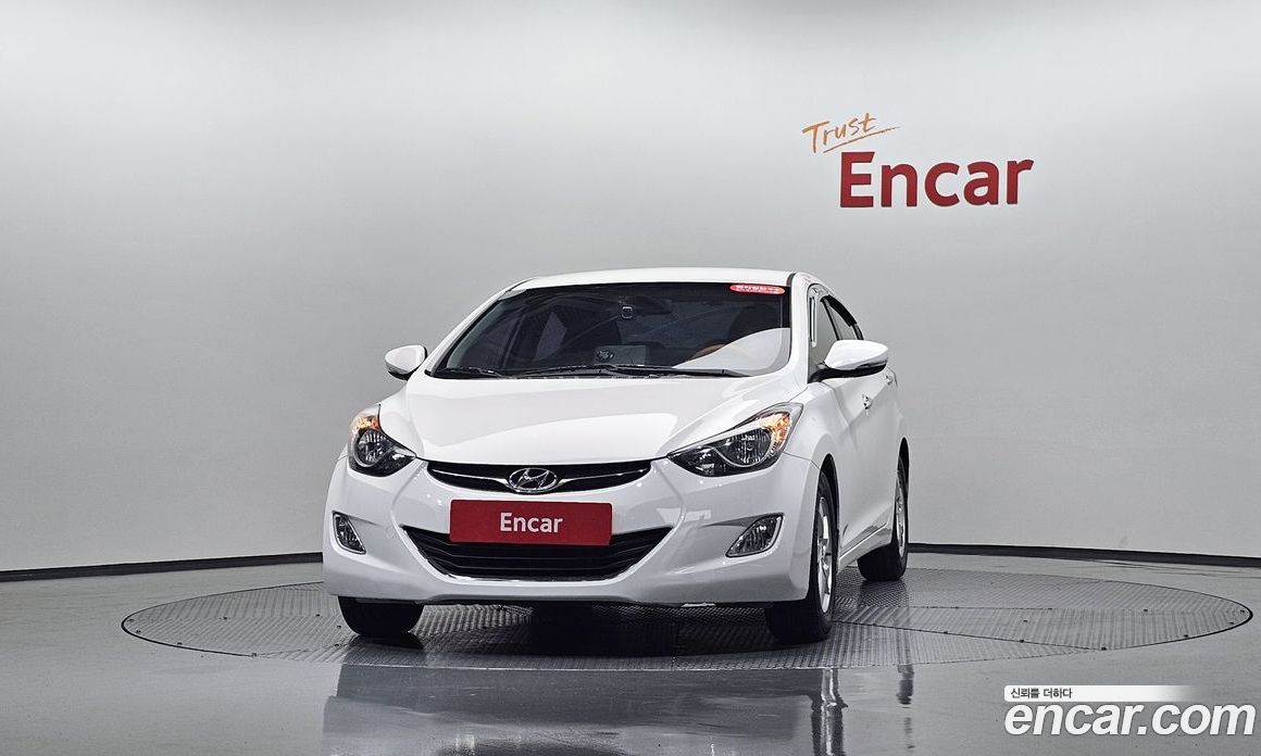 Hyundai Avante (MD) фото 2