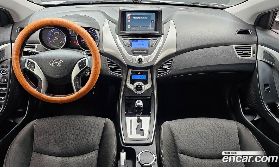 Hyundai Avante (MD) фото 6