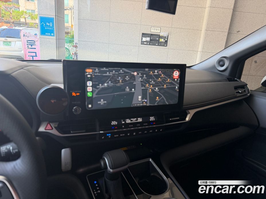 Toyota Sienna 4th Gen фото 8